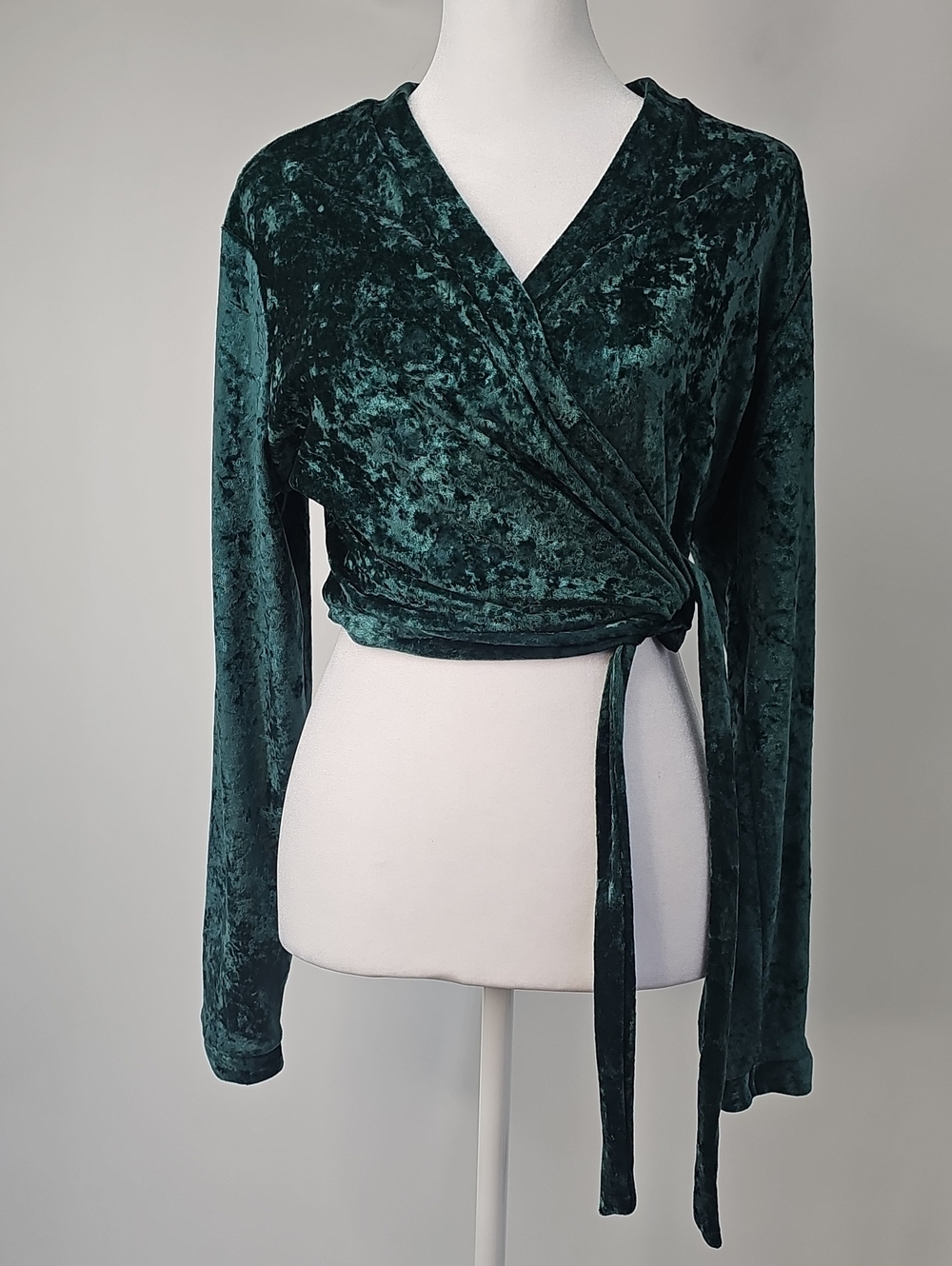 Victoria's Secret Crushed Velvet Deep Green Wrap Top Long Sleeve Sz:M Cottagecor